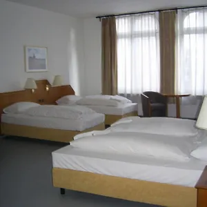 *** Hotel Willy Frankfurt Allemagne