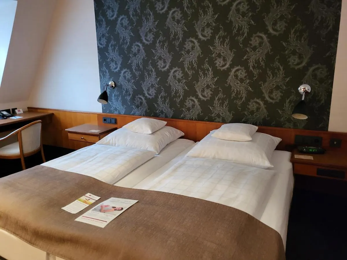 Best Western Premier Hotel Rebstock Würzburg 4*,
