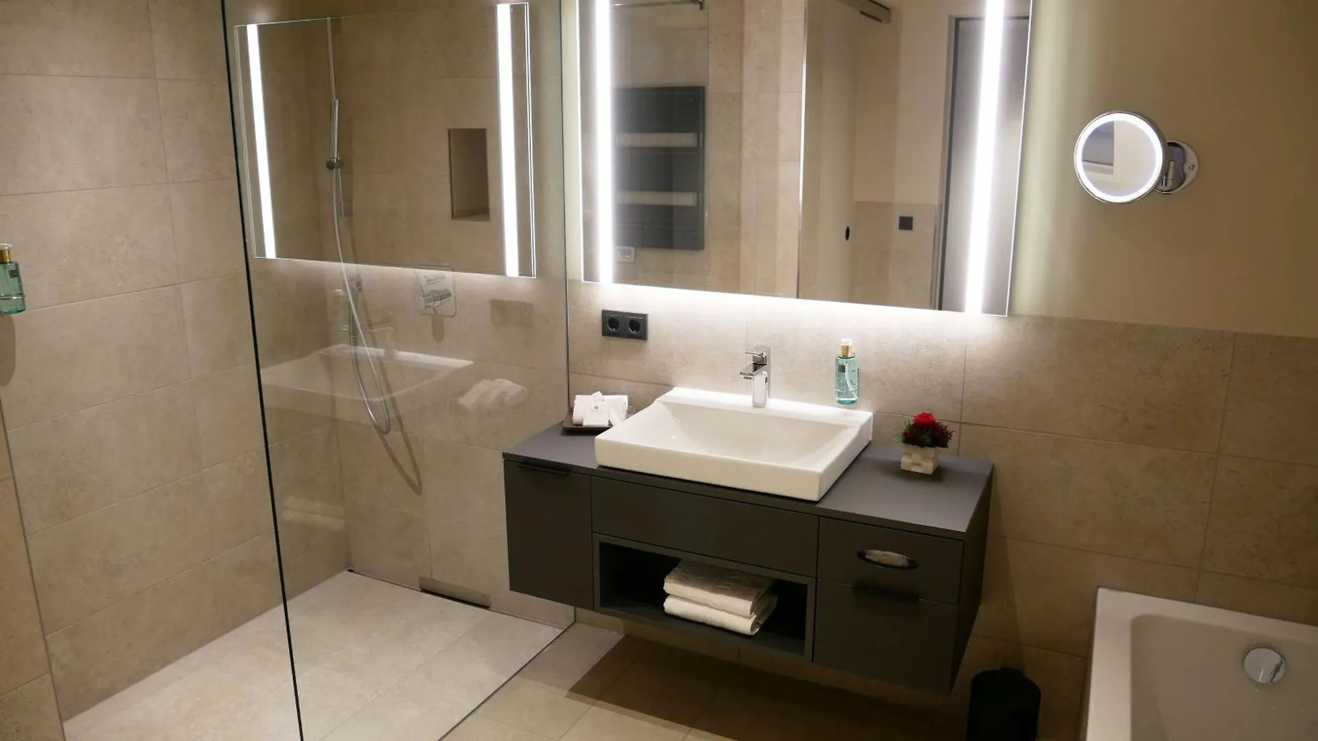 ****  Best Western Premier Hotel Rebstock Würzburg Deutschland